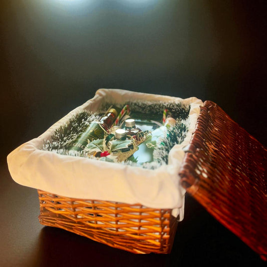 Christmas Hamper Shaker Set